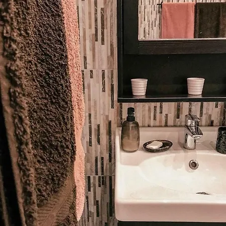 133 Sokratous, Black Marble. Ateny Zewnętrze zdjęcie